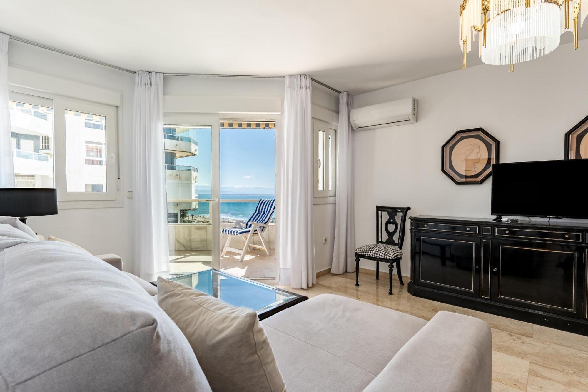 Tropico Carihuela View & Parking Apartment Torremolinos Exterior photo